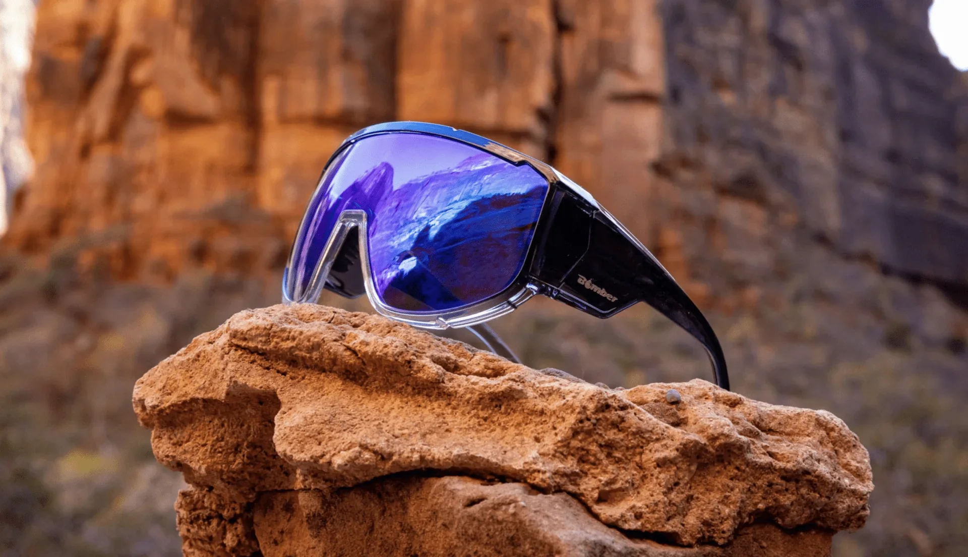 MAGNUM Safety - Blue Mirror Crystal - Image 4
